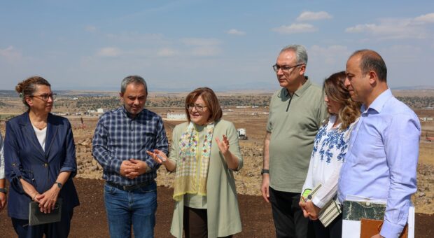 FATMA ŞAHİN, YENİ TUGAY ALANI VE ASFALTLAMA ÇALIŞMALARI İNCELEDİ