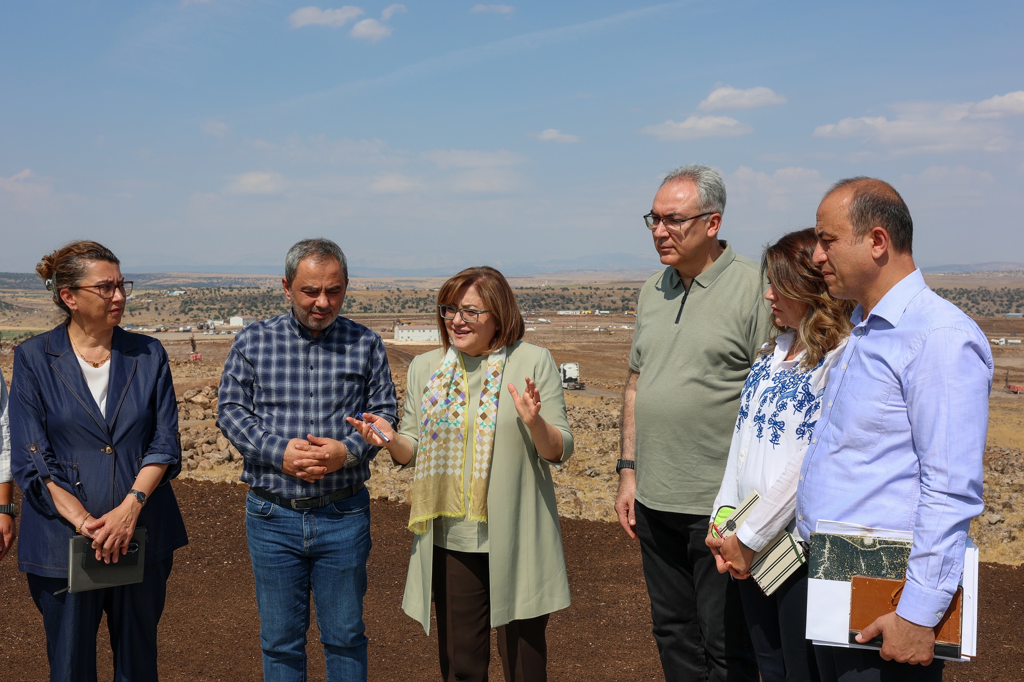 FATMA ŞAHİN, YENİ TUGAY ALANI VE ASFALTLAMA ÇALIŞMALARI İNCELEDİ