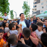 UMUT YILMAZ’DAN ÖĞRENCİLERE 8 BİN TL DESTEK
