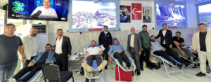 VAN GÖLÜ DERNEĞİ’NDEN KIZILAY’A KAN BAĞIŞI