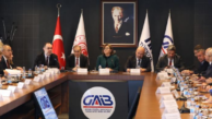 ŞAHİN: “GAZİANTEP’İN GÜCÜNÜ HİZMET İHRACATINA DA YANSITMALIYIZ”