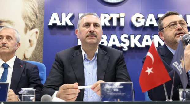 GÜL: “AK PARTİ, MİLLETİN SESİNİ SİYASETİN MERKEZİNE TAŞIYAN BİR HAREKETTİR”