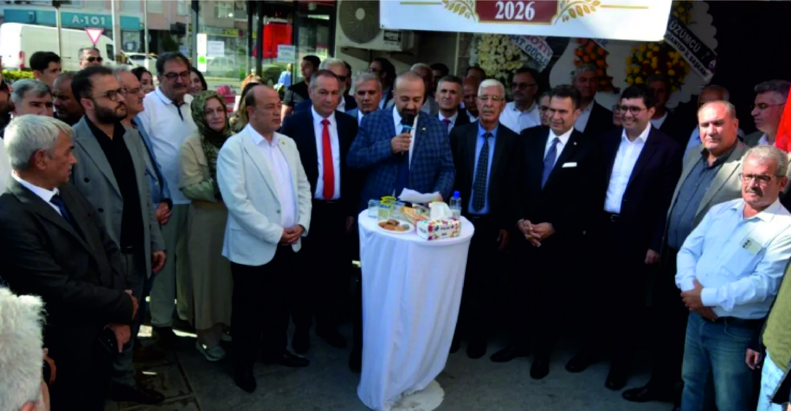 İSLAHİYE VE NURDAĞI DERNEĞİ AÇILIŞINA YOĞUN KATILIM